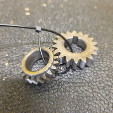 YAMAHA 125 YZ 1985 - PIGNON