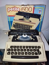 MACHINE A ECRIRE PETITE 600 AVEC BOITE FONCTIONNE VINTAGE 1988