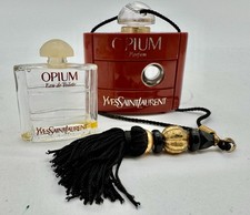 2 Miniatures de parfum Opium d'Yves Saint Laurent 7,5 ml. Années 1980.