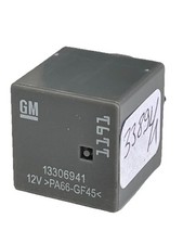 13306941 Relais Opel Astra J