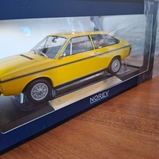 RENAULT 15 TL jaune déco noir