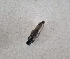 Injecteur Combustible RENAULT REF LCR6735405 7701039614 1.9 D F8Q LUCAS 