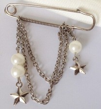 épingle pic cravate bijou