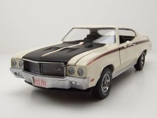 SUN STAR, BUICK GSX 1970 Blanc, échelle 1/18, SUN5701