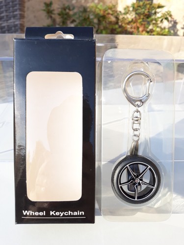 Porte clés roue - 1/18,