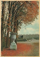 78 VERSAILLES LE TAPIS VERT