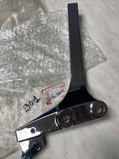 Suzuki 46213-38A31 montant