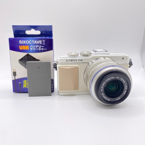Appareil photo blanc sans