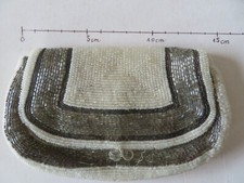 jolie pochette en perle sac à main ancien & son miroir courtoisie mode art déco