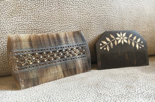 Lot ancien peigne cheveux - ,
