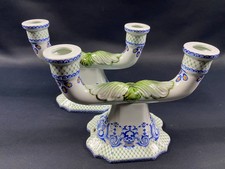Paire de bouts de table bougeoirs chandeliers en faïence de Gien style Régence