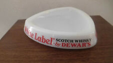 cendrier WHITE LABEL BY DEWARS SCOTCH WHISKY forme triangle 