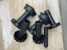 PIEDS DE MEUBLES DE CUISINE