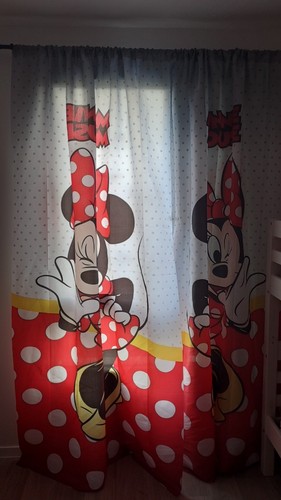 Deux rideau mickey - deux,