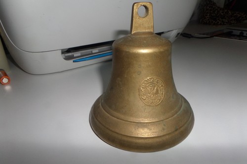 Cloche bronze ancienne - en,