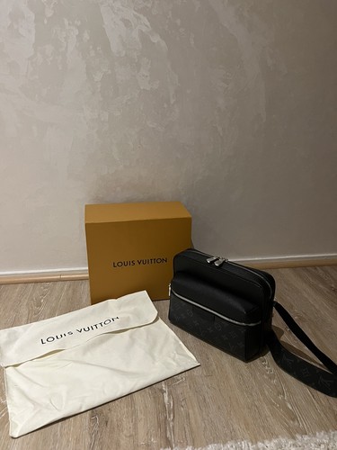 Sacoche louis vuitton - louis,