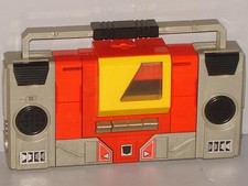 G1 TRANSFORMER BLASTER "ORIGINAL" INCOMPLETE # 8 "TAPEDECK DOOR OPENS PERFECTLY"