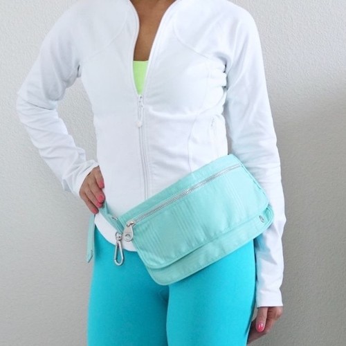 Nwot lululemon funny pack - lululemon,