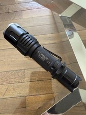 Lampe Torche Klarus XT115 Noir – 1100 Lumens tactique et rechargeable