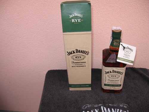 Jack daniel bouteille - -,