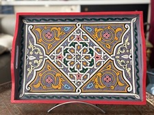 Plateau "zwak" boho en bois peint à la main à Marrakech, taille 30x43 cm (N3)