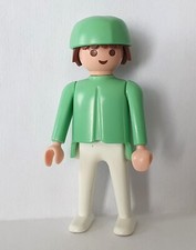 INFIRMIER HOPITAL HABILLE EN