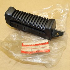 REPOSE PIED AVANT DROIT SUZUKI
