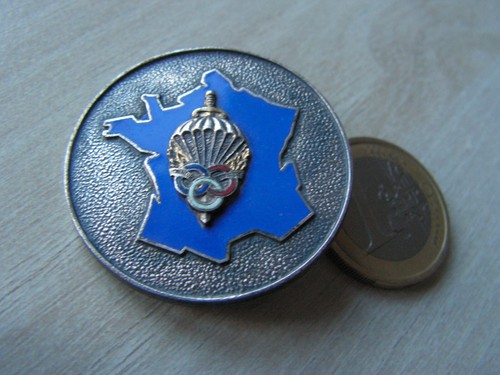 Insigne militaire - ,
