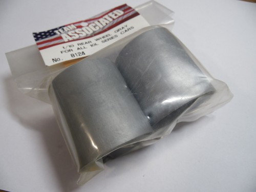 Associated 8124 rear - associated,