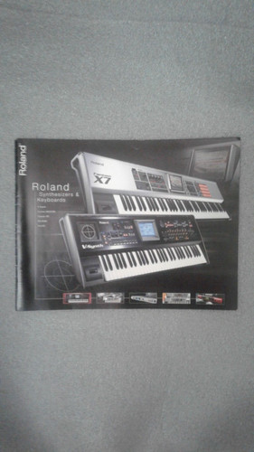 Roland synth fantom - roland,