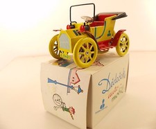 Dubena dědeček auto-mobil