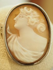BROCHE ANCIEN ARGENT MASSIF