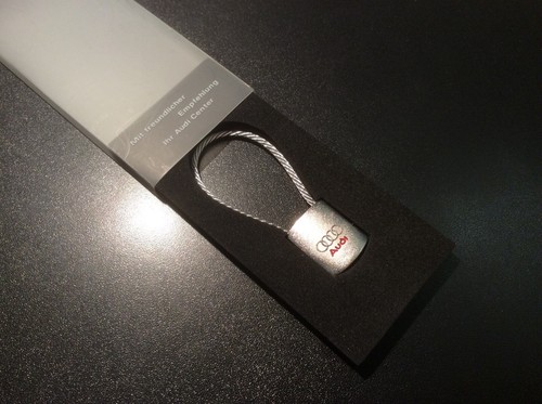 Porte clé clef audi - ,