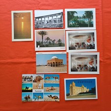 LOT DE 44 CARTES POSTALES et 1 dépliant de 10 vues - Tunisie