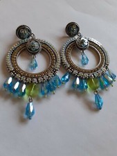 Belles boucles d'oreilles