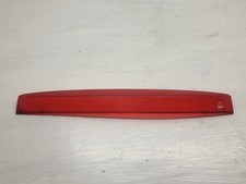 Cache troisième feu stop pour