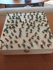 Petits soldats 1/72e, Australiens et Gurkhas, Matchbox et Airfix, 80 pièces...