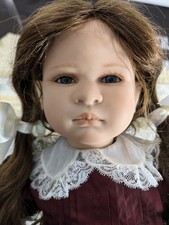 RARE Poupée d'artiste Ruth Treffeisen tête en porcelaine numérotée