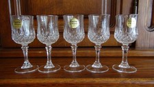5 VERRES à PIED CRISTAL D'ARQUES LONGCHAMP de 115 mm de haut . 6 CL en très bon
