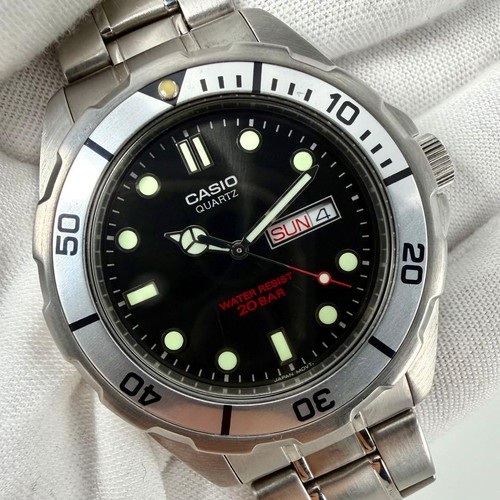 Montre plongée casio - de,