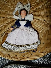 Poupée folklorique Le Minor