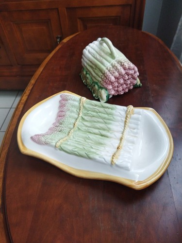 Plat asperge avec saucière - asperge,