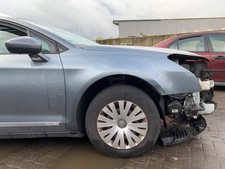 AILE AVANT DROITE Citroën C5 III Tourer (RW) Combi 2.0 16V (EW10A(RFJ)) 2009