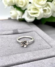 Bague Pandora en forme de