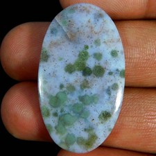 27.10Cts. Pierre précieuse en