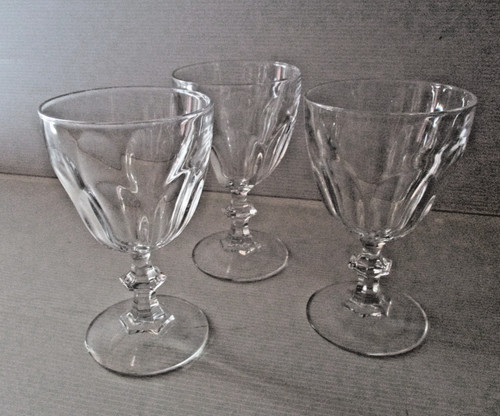 Verres eau cristal - à,