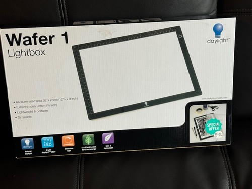 Lightbox wafer new - 1, day