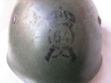 WW2 ITALIE CASQUE MILITAIRE ITALIEN 64 E REGIMENT TRES RARE