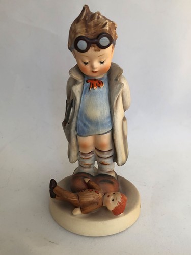 Goebel hummel figurine - hummel,