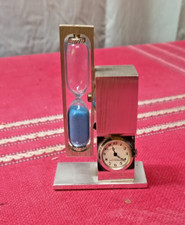 montre mecanique de bureau ou